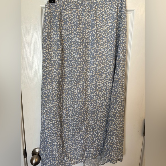 Urban Romantics wrap skirt - cheetah print medium 12.5” waist but adjustable - Picture 5 of 5